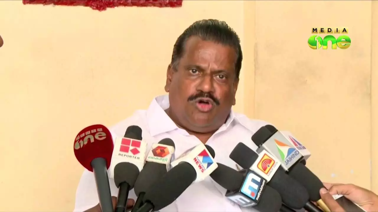 ജയരാജന്‍റെ ബന്ധു ദീപ്തി നിഷാദ് രാജി വച്ചു