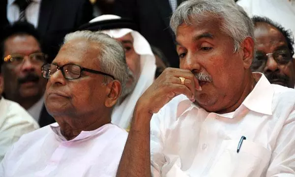 ആദ്യ ഫലങ്ങള് ഇടത് മുന്നണിക്ക് അനുകൂലം ആദ്യ ഫലങ്ങള് ഇടത് മുന്നണിക്ക് അനുകൂലം