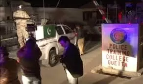 പാകിസ്താനില്‍ ഭീകരാക്രമണം;51 പേര്‍ കൊല്ലപ്പെട്ടു