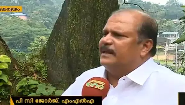 സര്ക്കാര് ആശുപത്രിയിലും നേഴ്സ് സമരം സര്ക്കാര് ആശുപത്രിയിലും നേഴ്സ് സമരം