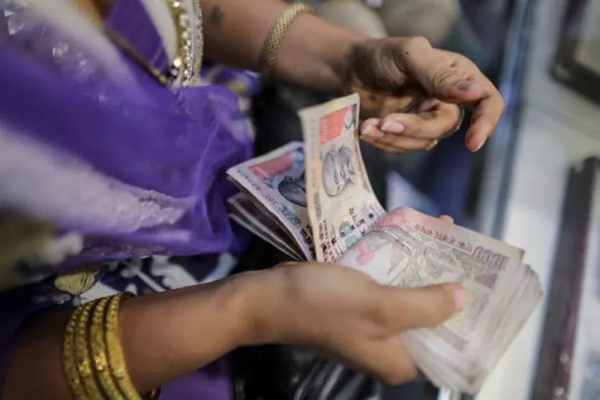 ആര്‍ബിഐ അബദ്ധത്തില്‍ അടിച്ച കള്ളനോട്ട്? നോട്ടുകള്‍ അസാധുവാക്കാന്‍ ഇതാണോ കാരണം