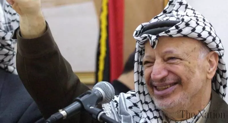 അറഫാത്തിനെ ഇസ്രായേലിനു വേണ്ടി വിഷം നല്‍കി വധിക്കുകയായിരുന്നുവെന്ന് ആരോപണം