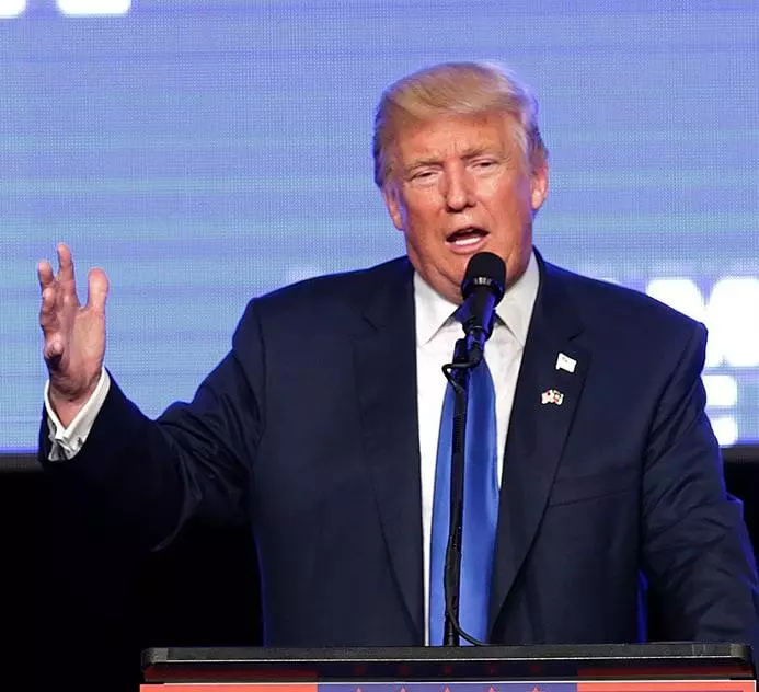 റീന്‍സ് പ്രീബസ് വൈറ്റ് ഹൌസ് ഉദ്യോഗസ്ഥ മേധാവിയാകും; ട്രംപ് നയം വ്യക്തമാക്കുന്നു