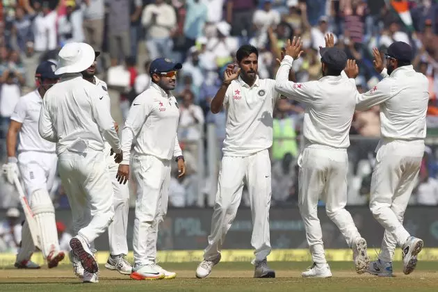 മോയിന് ശതകം; ഇംഗ്ലണ്ട് ഭദ്രമായ നിലയില് മോയിന് ശതകം; ഇംഗ്ലണ്ട് ഭദ്രമായ നിലയില്