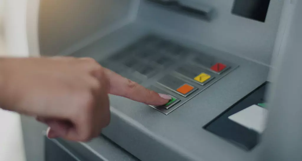 കാഷ് ഡിപോസിറ്റ് മെഷീനുകളിലൂടെ പണം നിക്ഷേപിക്കാനാവില്ല