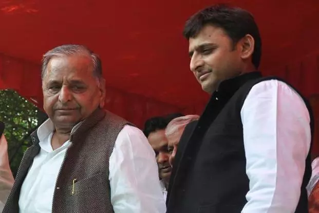 സൈക്കിളില്‍ അവകാശം ഉന്നയിച്ച് മുലായം കത്ത് നല്‍കി; അഖിലേഷ് ഇന്ന് രാഹുലിനെ കണ്ടേക്കും