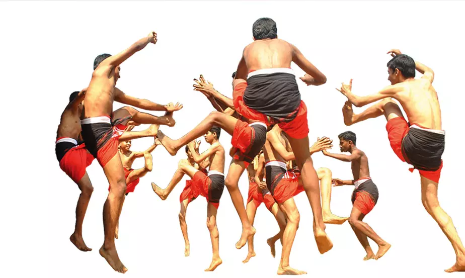 മെയ് കണ്ണാക്കുന്ന പൂരക്കളി