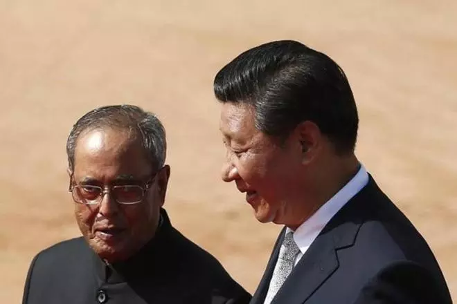 രാഷ്ട്രപതി ചൈനയില്; ചൈനീസ് വൈസ് പ്രസിഡന്റ് ലി യുവാന്ചോയുമായി കൂടിക്കാഴ്ച നടത്തി രാഷ്ട്രപതി ചൈനയില്; ചൈനീസ് വൈസ് പ്രസിഡന്റ് ലി യുവാന്ചോയുമായി കൂടിക്കാഴ്ച നടത്തി