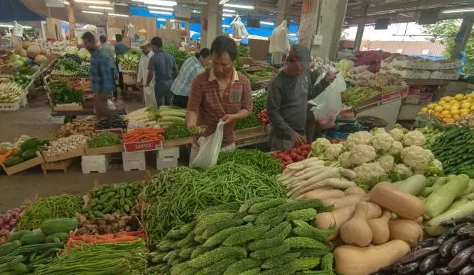 ഖത്തറില് സബ്സിഡി ഭക്ഷ്യോത്പന്നങ്ങളുടെ വില്പ്പനയില് നിയന്ത്രണം ഖത്തറില് സബ്സിഡി ഭക്ഷ്യോത്പന്നങ്ങളുടെ വില്പ്പനയില് നിയന്ത്രണം