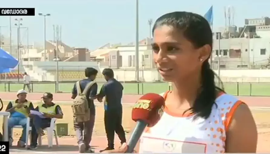 100 മീറ്റര് ഹര്ഡില്സില് അപര്ണ റോയുടേത് റെക്കോര്ഡ് പ്രകടനം 100 മീറ്റര് ഹര്ഡില്സില് അപര്ണ റോയുടേത് റെക്കോര്ഡ് പ്രകടനം