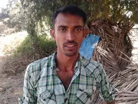 പാണക്കാട് തങ്ങള്ക്കെതിരായ ഫെയ്സ്ബുക്ക് പോസ്റ്റ്: യുവാവിനും കുടുംബത്തിനും പള്ളിക്കമ്മിറ്റിയുടെ ഊരുവിലക്ക് പാണക്കാട് തങ്ങള്ക്കെതിരായ ഫെയ്സ്ബുക്ക് പോസ്റ്റ്: യുവാവിനും കുടുംബത്തിനും പള്ളിക്കമ്മിറ്റിയുടെ ഊരുവിലക്ക്