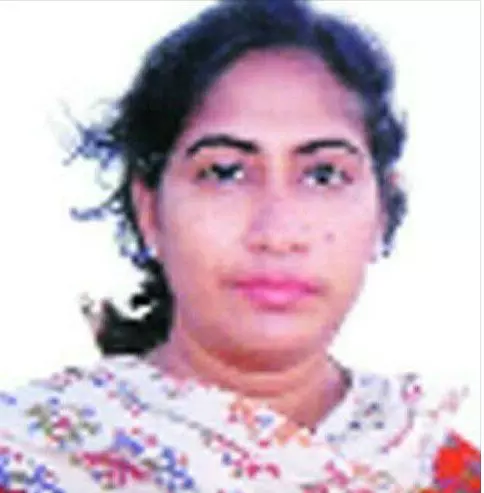 അങ്കമാലി ഡയറീസില് മാവോയിസ്റ്റ് നേതാവ് ഷൈനയെ ക്രിമിനലായി ചിത്രീകരിച്ചു; മകള് നിയമനടപടിക്ക് അങ്കമാലി ഡയറീസില് മാവോയിസ്റ്റ് നേതാവ് ഷൈനയെ ക്രിമിനലായി ചിത്രീകരിച്ചു; മകള് നിയമനടപടിക്ക്