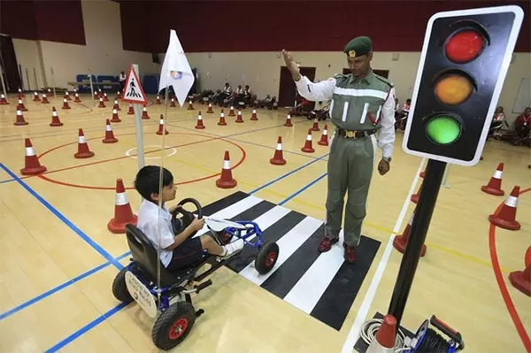 കുട്ടികള്ക്ക് ഗതാഗത നിയമങ്ങള് പകര്ന്നു നല്കി ട്രാഫിക്ക് കൾച്ചറൽ കോര്ണര് കുട്ടികള്ക്ക് ഗതാഗത നിയമങ്ങള് പകര്ന്നു നല്കി ട്രാഫിക്ക് കൾച്ചറൽ കോര്ണര്