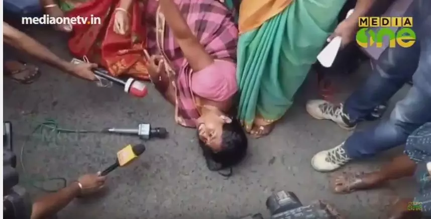 പൊമ്പിളൈ ഒരുമൈ സമരത്തിന് കേന്ദ്രത്തിന്റെ പിന്തുണ പൊമ്പിളൈ ഒരുമൈ സമരത്തിന് കേന്ദ്രത്തിന്റെ പിന്തുണ