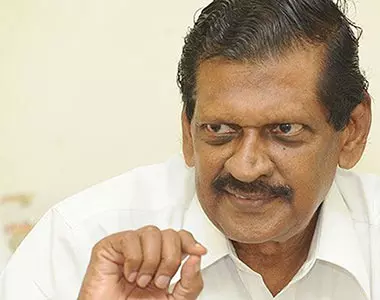 ജോസഫ് വിഭാഗത്തെ യുഡിഎഫിലെത്തിക്കാന് കരുക്കങ്ങള് നീക്കി കോണ്ഗ്രസ് ജോസഫ് വിഭാഗത്തെ യുഡിഎഫിലെത്തിക്കാന് കരുക്കങ്ങള് നീക്കി കോണ്ഗ്രസ്