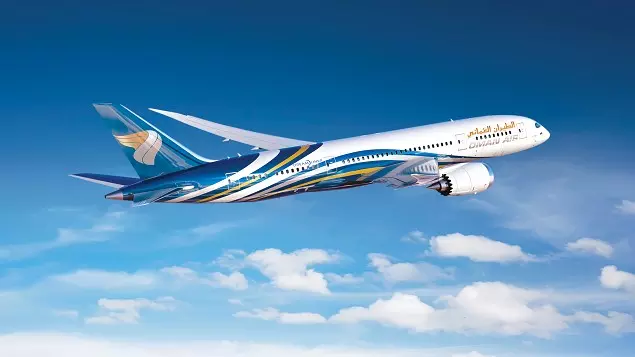 ഒരു യാത്രക്കാരന് ഒറ്റ ലഗേജ്; നിബന്ധനയില് മാറ്റംവരുത്താനൊരുങ്ങി ഒമാൻ എയർ ഒരു യാത്രക്കാരന് ഒറ്റ ലഗേജ്; നിബന്ധനയില് മാറ്റംവരുത്താനൊരുങ്ങി ഒമാൻ എയർ