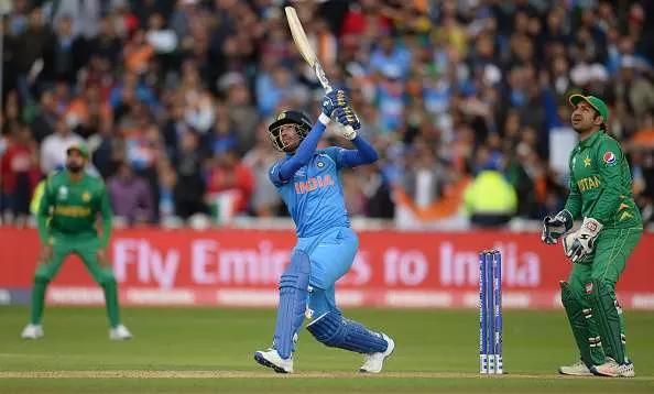 ധോണിക്ക് മുമ്പ് ഹാര്‍ദിക് പാണ്ഡ്യ ക്രീസിലെത്താനുള്ള കാരണം ഇതാണ്