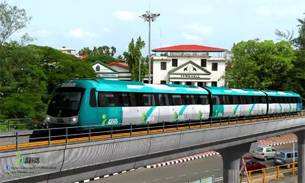 ശ്രീധരനും പ്രതിപക്ഷ നേതാവുമില്ല, മെട്രോ ഉദ്ഘാടന ചടങ്ങിനെതിരെ പ്രതിഷേധം