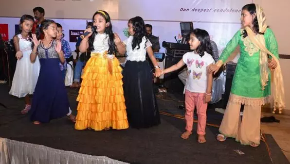 മലബാര് അടുക്കള ഫേസ്ബുക്ക് കൂട്ടായ്മ ഒമാനില് കുടുംബ സംഗമം സംഘടിപ്പിച്ചു മലബാര് അടുക്കള ഫേസ്ബുക്ക് കൂട്ടായ്മ ഒമാനില് കുടുംബ സംഗമം സംഘടിപ്പിച്ചു