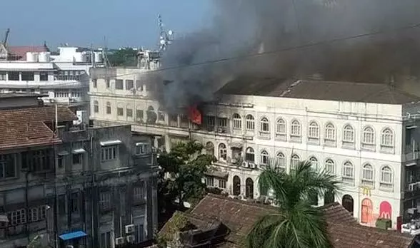 മുംബൈയില്‍ തീപിടിത്തം