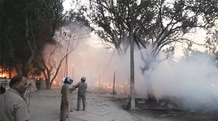 മഥുര സംഘര്ഷം: മുഖ്യ ആസൂത്രകന് മരിച്ചതായി പോലീസ് മഥുര സംഘര്ഷം: മുഖ്യ ആസൂത്രകന് മരിച്ചതായി പോലീസ്