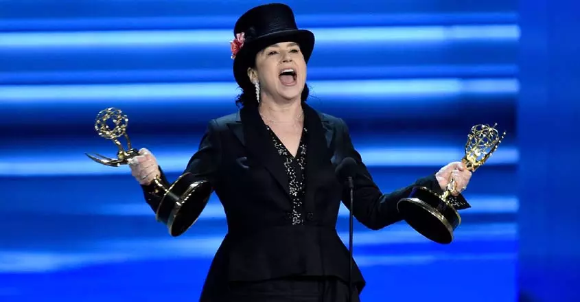 എമ്മിയിൽ കൈയ്യടി നേടി ‘ദ മാർവലസ് മിസിസ് മെയ്സൽ ’, ‘ഗെയിം ഓഫ് ത്രോൺസ്’ എമ്മിയിൽ കൈയ്യടി നേടി ‘ദ മാർവലസ് മിസിസ് മെയ്സൽ ’, ‘ഗെയിം ഓഫ് ത്രോൺസ്’