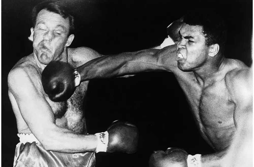 മുഹമ്മദ് അലിക്ക് ലോകത്തിന്റെ അന്ത്യാഞ്ജലി മുഹമ്മദ് അലിക്ക് ലോകത്തിന്റെ അന്ത്യാഞ്ജലി