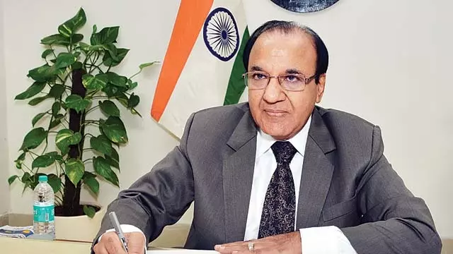 അചല് കുമാര് ജ്യോതി മുഖ്യതെരഞ്ഞെടുപ്പ് കമ്മീഷണര് അചല് കുമാര് ജ്യോതി മുഖ്യതെരഞ്ഞെടുപ്പ് കമ്മീഷണര്