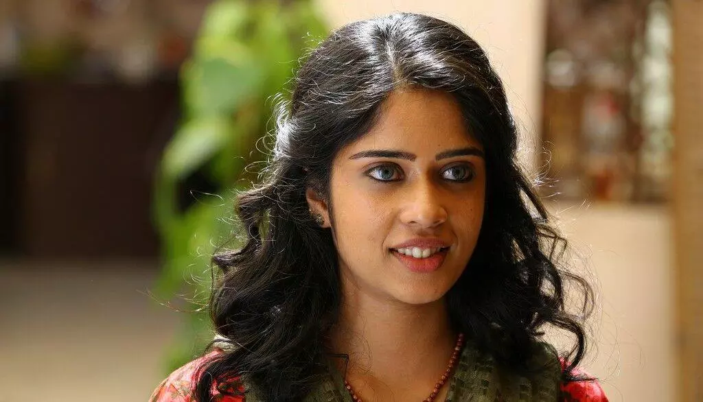 നടി പാര്വ്വതി രതീഷ് വിവാഹിതയാകുന്നു നടി പാര്വ്വതി രതീഷ് വിവാഹിതയാകുന്നു