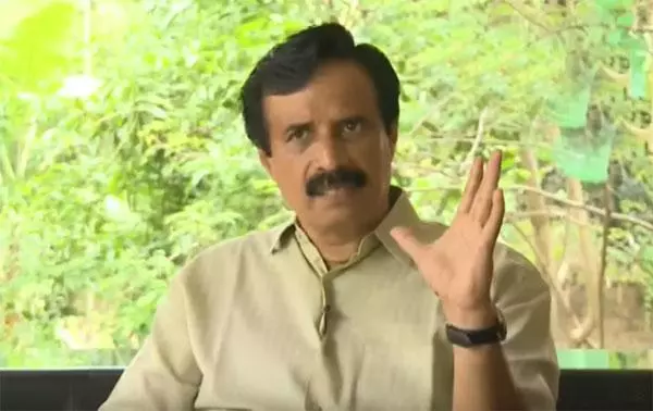 സ്കൂളുകള് അടച്ചുപൂട്ടല് ഭീഷണിയില്; ഏറ്റെടുക്കല് ആലോചിക്കുമെന്ന് മന്ത്രി സ്കൂളുകള് അടച്ചുപൂട്ടല് ഭീഷണിയില്; ഏറ്റെടുക്കല് ആലോചിക്കുമെന്ന് മന്ത്രി