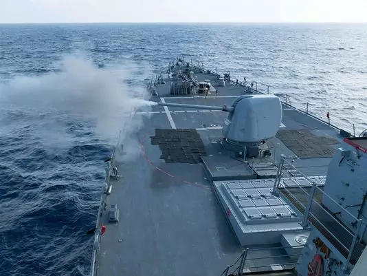 ദക്ഷിണ ചൈനാക്കടലില്‍ യുഎസ് പടക്കപ്പല്‍; മുന്നറിയിപ്പുമായി ചൈന