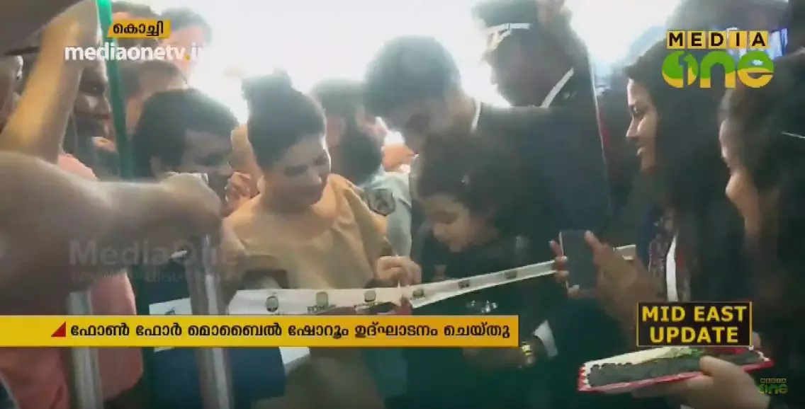 സണ്ണി ലിയോണ്‍ കൊച്ചിയില്‍