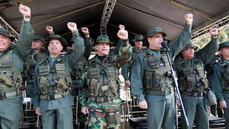 അമേരിക്കയെ പ്രതിരോധിക്കാന്‍ വെനിസ്വേലയില്‍ രാജ്യവ്യാപക ആയുധ പരിശീലനം