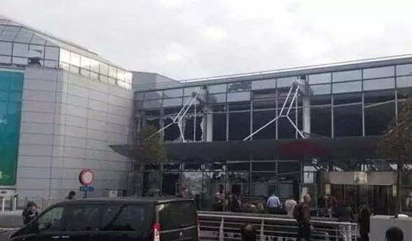 ബ്രസല്സില് ഇരട്ട സ്ഫോടനം: 28 മരണം ബ്രസല്സില് ഇരട്ട സ്ഫോടനം: 28 മരണം