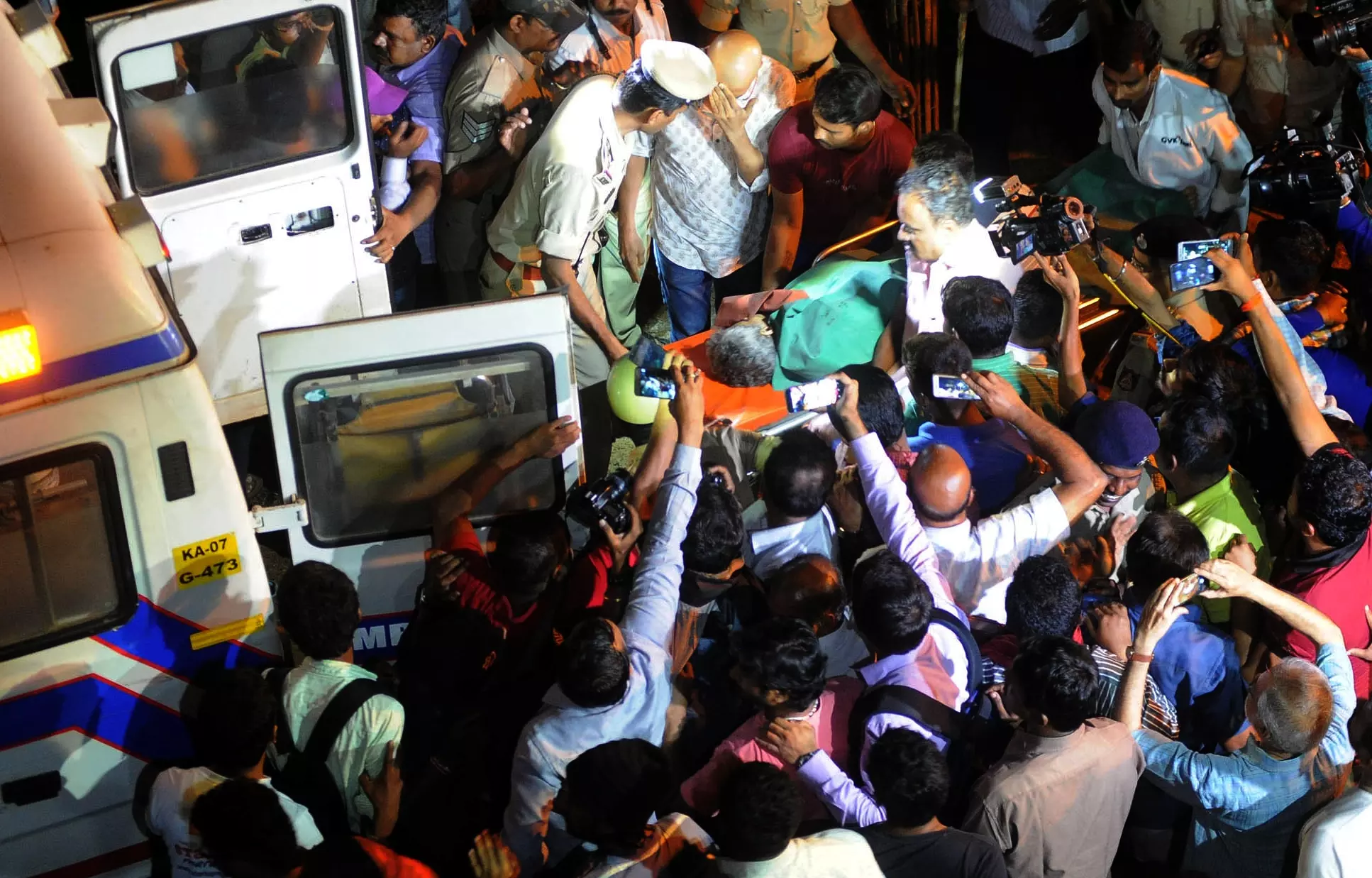 ഗൌരിയുടെ ജീവനെടുത്ത അസഹിഷ്ണുതക്ക് സംരക്ഷണം നല്‍കുന്നതാര്? രാജ്യവ്യാപക പ്രതിഷേധം