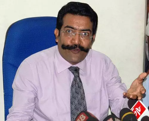 സ്പിരിറ്റ് കടത്തിനും വാറ്റ് ചാരായത്തിനുമെതിരെ കര്ശന നടപടി: ഋഷിരാജ് സിങ് സ്പിരിറ്റ് കടത്തിനും വാറ്റ് ചാരായത്തിനുമെതിരെ കര്ശന നടപടി: ഋഷിരാജ് സിങ്