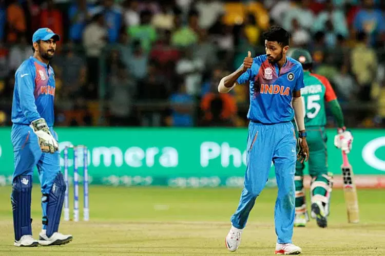 എന്തുകൊണ്ട് പാണ്ഡ്യ? ധോണി നയം വ്യക്തമാക്കുന്നു