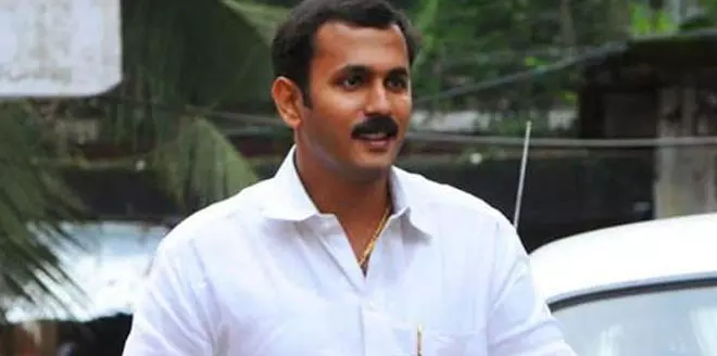 പൊലീസിന്റെ ലക്ഷ്യം ദിലീപ് ജയിലില് കിടക്കുക, നടിയ്ക്ക് നീതി ലഭിക്കില്ലെന്നും പിസി ജോര്ജ്ജിന്റെ മകന് പൊലീസിന്റെ ലക്ഷ്യം ദിലീപ് ജയിലില് കിടക്കുക, നടിയ്ക്ക് നീതി ലഭിക്കില്ലെന്നും പിസി ജോര്ജ്ജിന്റെ മകന്