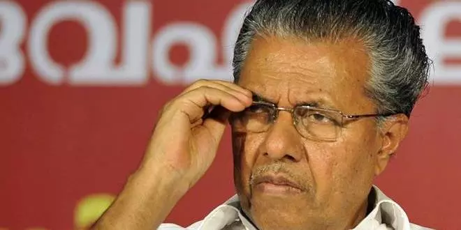 പരുങ്ങലില്‍ തോമസ് ചാണ്ടി; ഒന്നും മിണ്ടാതെ പിണറായി വിജയന്‍