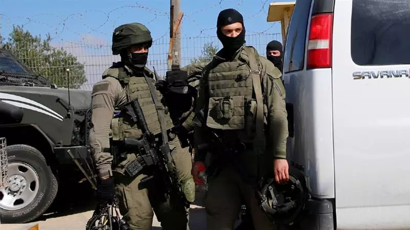 വെസ്റ്റ്ബാങ്കില്‍ മൂന്ന് ഇസ്രായേല്‍ പൌരന്‍മാര്‍ വെടിയേറ്റ് മരിച്ചു