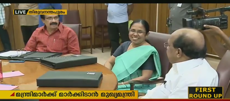 മന്ത്രിമാർക്ക് മാർക്കിടാൻ മുഖ്യമന്ത്രി;  വകുപ്പുകളുടെ പ്രവർത്തനം വിലയിരുത്തും