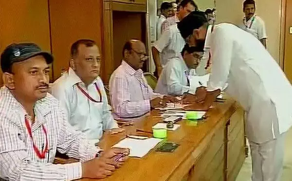 രാജ്യസഭ തെരഞ്ഞെടുപ്പ്: യുപിയിലും കര്‍ണാടകയിലും കോണ്‍ഗ്രസ് നേട്ടം