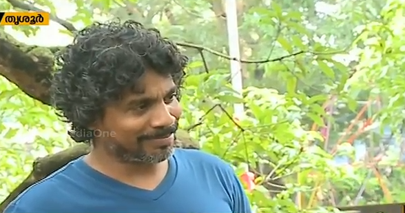 ദീപന്‍ ശിവരാമന്റെ പുതിയ നാടകം  ഇന്ത്യന്‍ യാത്രക്കൊരുങ്ങുന്നു