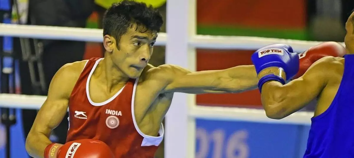 ശിവ ഥാപ്പക്ക് റയോ ഒളിമ്പിക്സിന് യോഗ്യത, മേരി കോമിന് തിരിച്ചടി