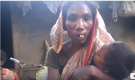 ആധാറുമായി റേഷന്‍ കാര്‍ഡ് ബന്ധിപ്പിച്ചില്ല; റേഷന്‍ നിഷേധിക്കപ്പെട്ട 11കാരി പട്ടിണി മൂലം  മരിച്ചു