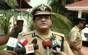 ആരോപണങ്ങള്ക്ക് കാരണം സരിതയുടെ വ്യക്തി വിരോധം ചീഫ് സെക്രട്ടറിക്ക് എഡിജിപി കെ പത്മകുമാറിന്റെ കത്ത് ആരോപണങ്ങള്ക്ക് കാരണം സരിതയുടെ വ്യക്തി വിരോധം ചീഫ് സെക്രട്ടറിക്ക് എഡിജിപി കെ പത്മകുമാറിന്റെ കത്ത്