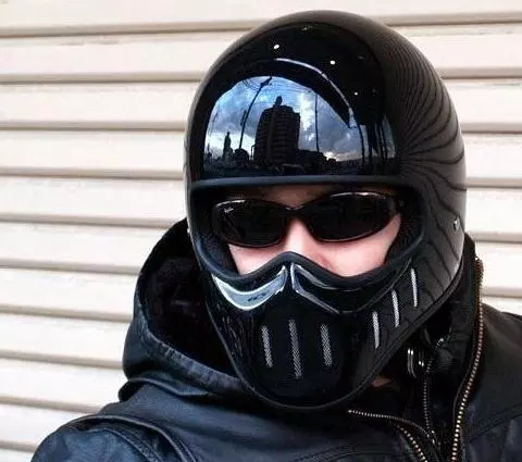 ഇരുചക്രവാഹനം വാങ്ങുമ്പോള് ഇനി ഹെല്മെറ്റ് സൗജന്യം ഇരുചക്രവാഹനം വാങ്ങുമ്പോള് ഇനി ഹെല്മെറ്റ് സൗജന്യം