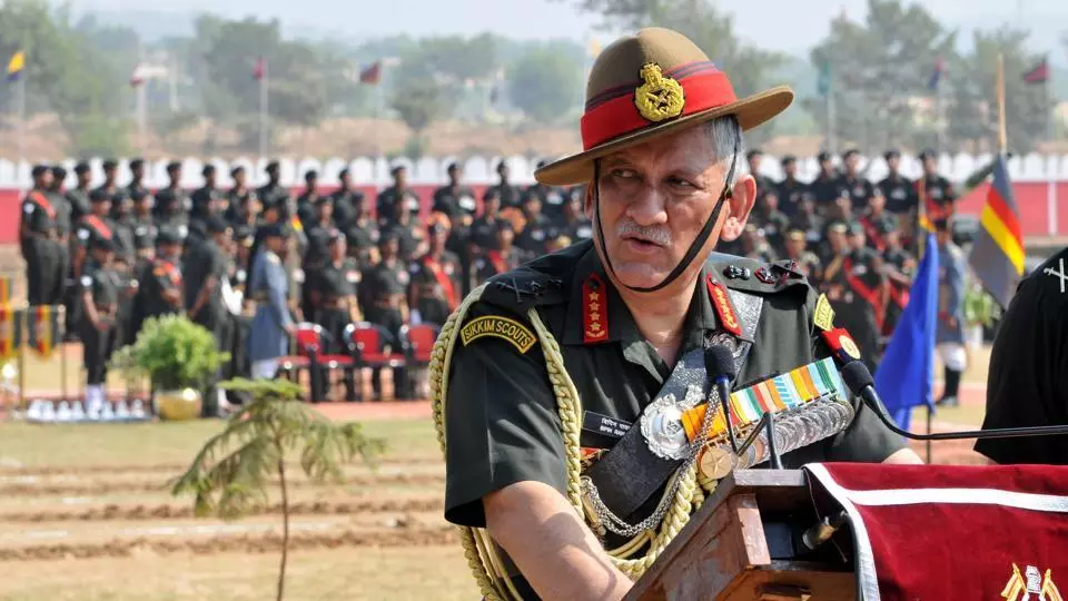 കശ്മീരിലെ മധ്യസ്ഥ ചര്ച്ചകള് സൈനികനീക്കത്തിന് തടസമാകില്ലെന്ന് ബിപിന് റാവത്ത് കശ്മീരിലെ മധ്യസ്ഥ ചര്ച്ചകള് സൈനികനീക്കത്തിന് തടസമാകില്ലെന്ന് ബിപിന് റാവത്ത്