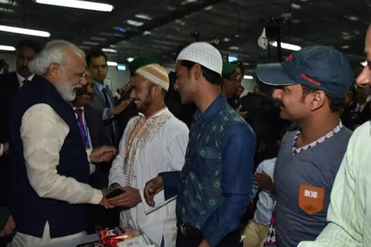 ലോകം ഇന്ത്യയിലേക്ക് ഉറ്റുനോക്കുന്നു; സൌദിയിലെ ഇന്ത്യക്കാരെ അഭിസംബോധന ചെയ്ത് മോദി