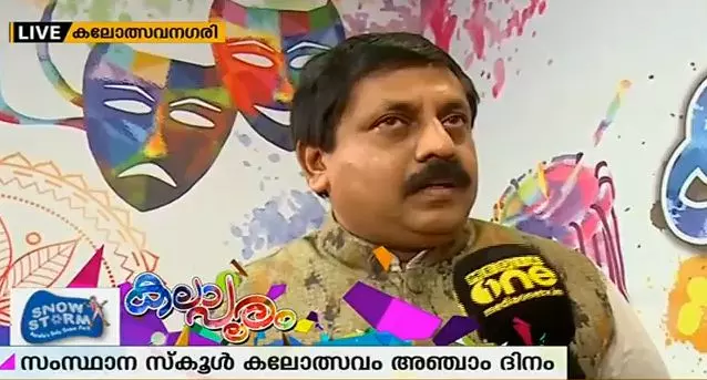 ഡോക്യുമെന്ററിയും ഷോര്‍ട്ട്ഫിലിമും കലോത്സവത്തില്‍ ഉള്‍പ്പെടുത്താന്‍ ആലോചന